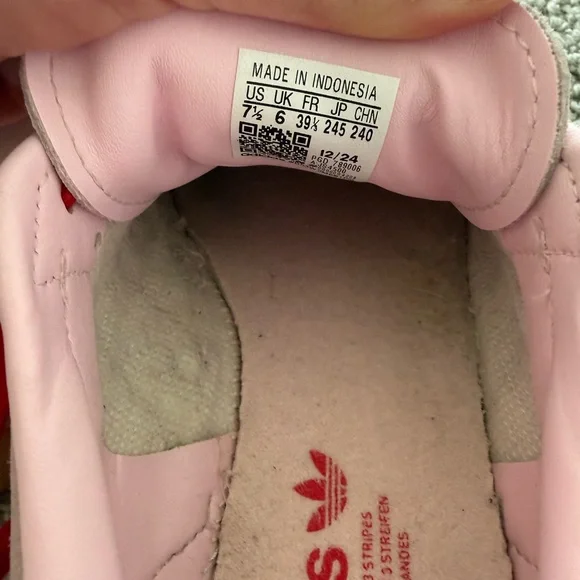 Adidas Women's Samba / Sambae Pink & Red Sneakers - Picture 3 of 3